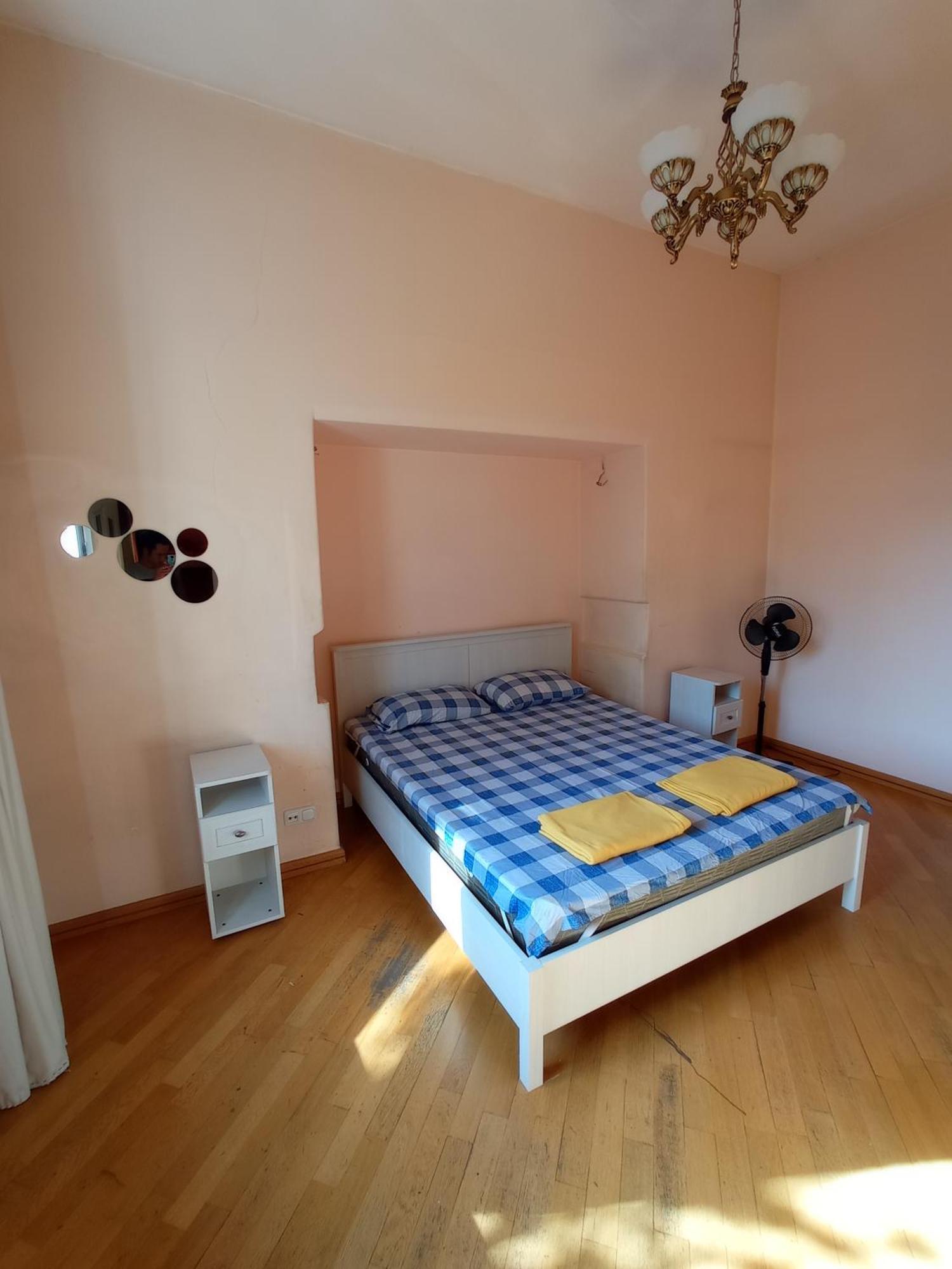 Sun City Hostel Jerevan Buitenkant foto