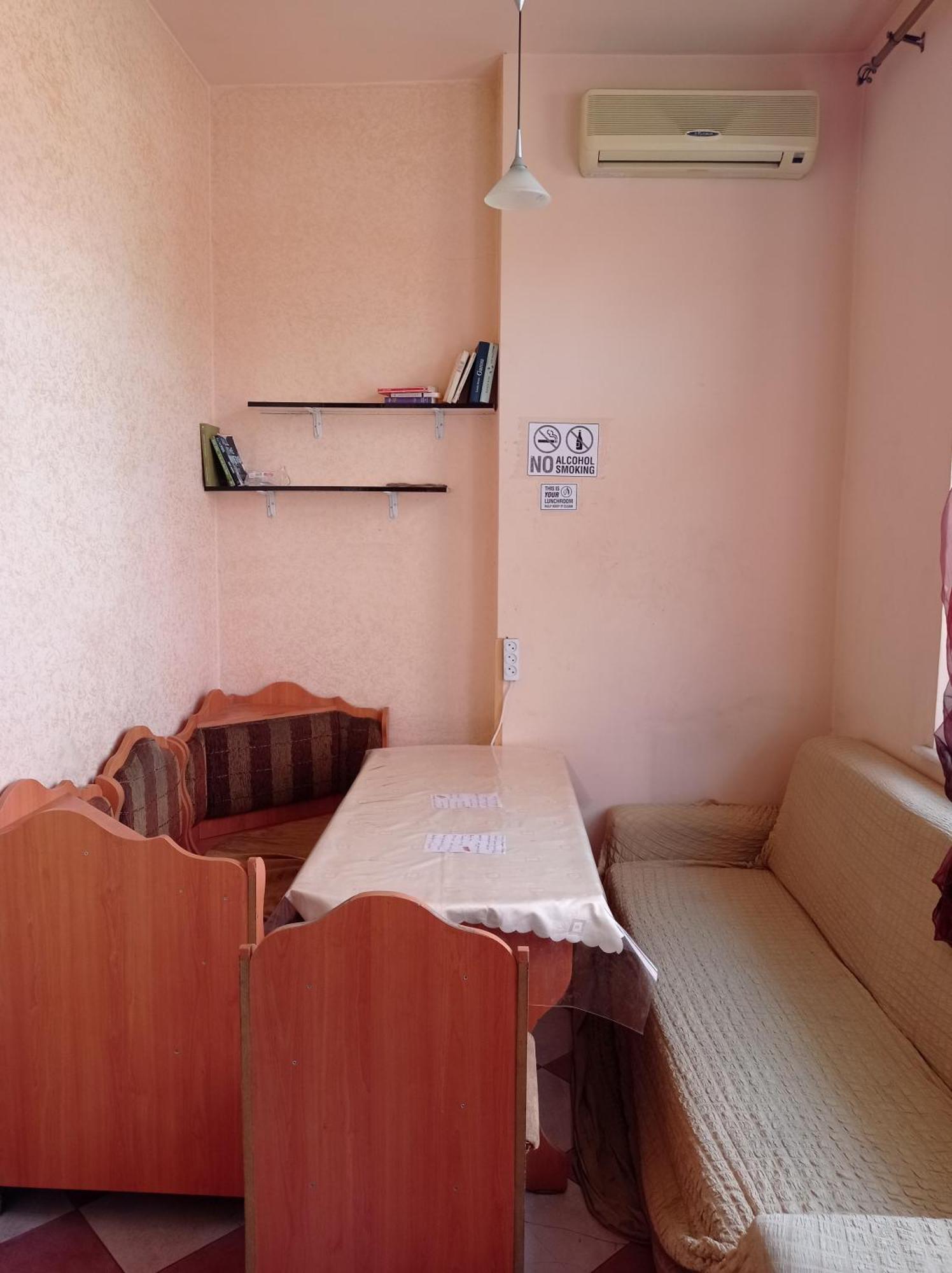 Sun City Hostel Jerevan Buitenkant foto